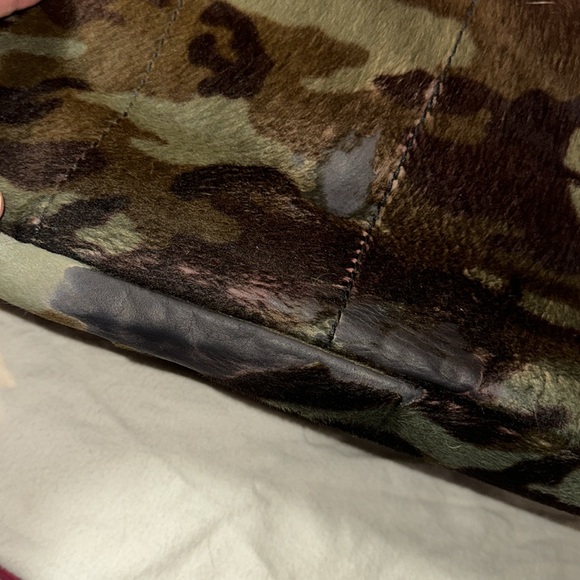 Prada pony hair Camouflage Tote Bag - Picture 11 of 16